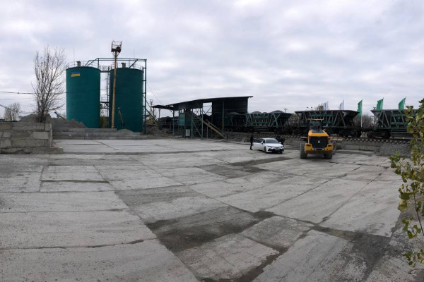 Продаж майнового комплексу цементофасувального складу в м. Києві